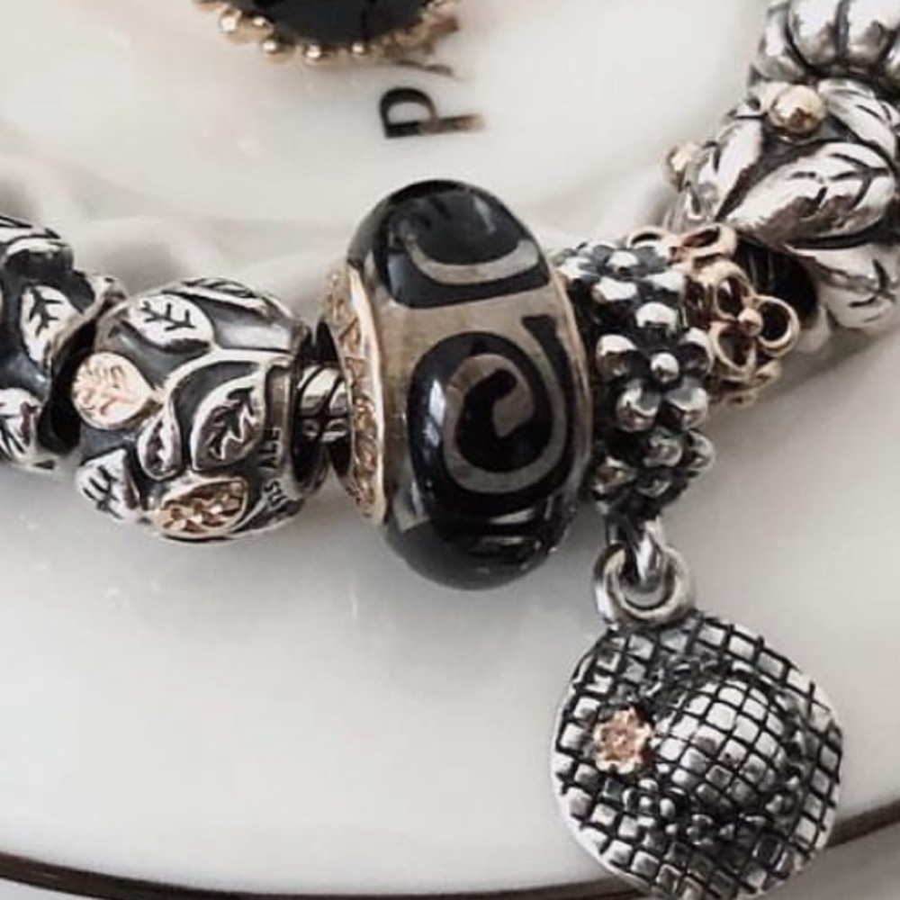 Pandora 14K Gold Black Swirl Murano